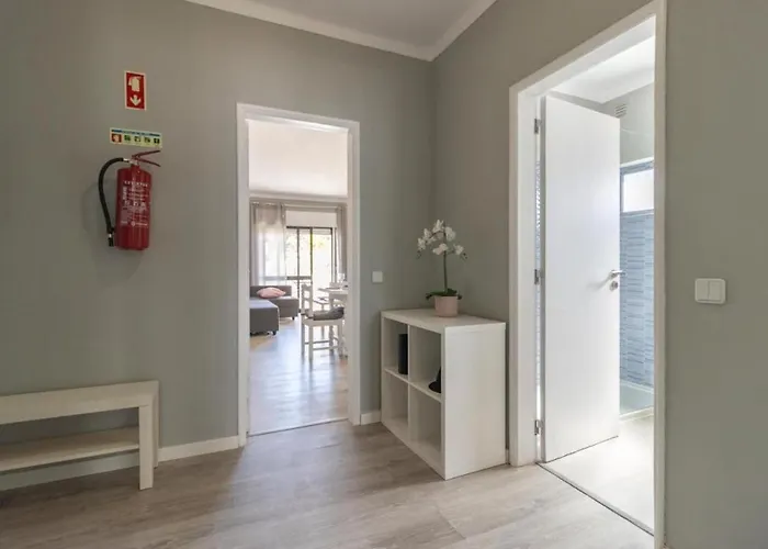 2 Bed - Amazing Up To 4 People *