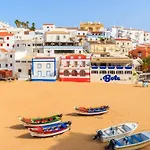 2 Bed - Amazing Up To 4 People Διαμέρισμα *