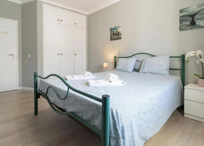 2 Bed - Amazing Up To 4 People * كارفويرو