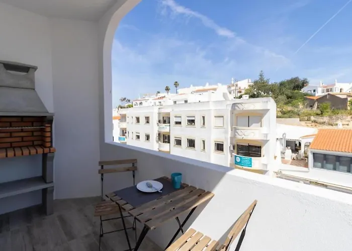 2 Bed - Amazing Up To 4 People *